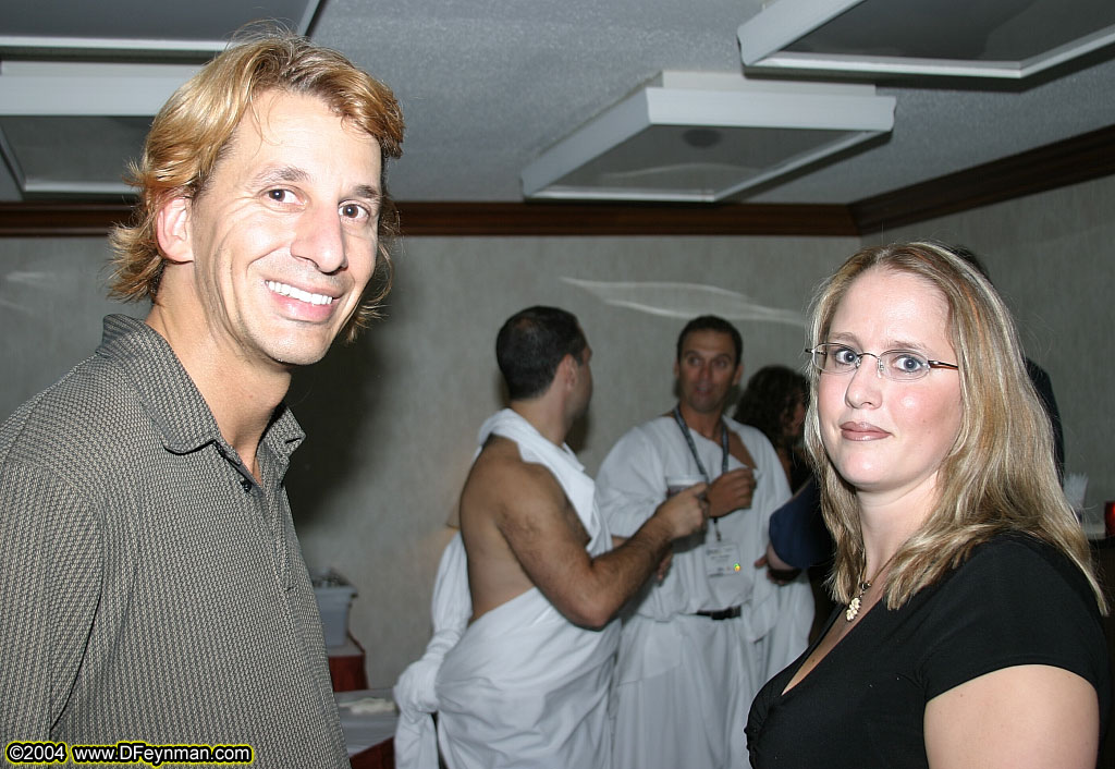 QwebecExpo2004_toga-party_004.jpg