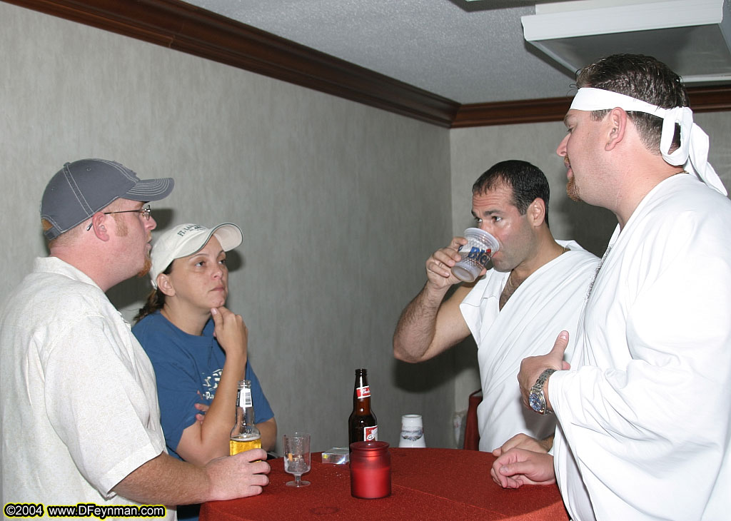 QwebecExpo2004_toga-party_010.jpg